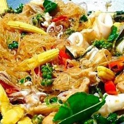 วุ้นเส้นผัดฉ่า