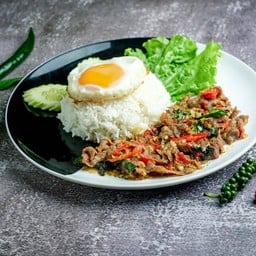 ข้าวราดกะเพรา