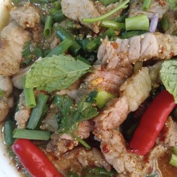 น้ำตกเนื้อ