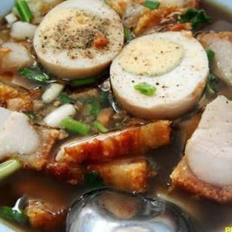 เกาเหลาก๋วยจั๊บน้ำข้น