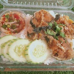ข้าวปลาดุกทอดกรอบ-น้ำปลาพริก