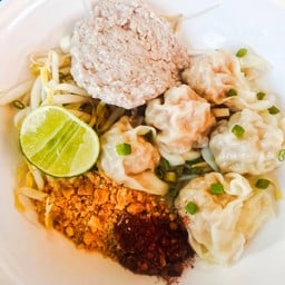 เกี๊ยวกุ้ง ต้มยำ