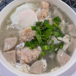 ก๋วยจั๊บญวน หมูยอ