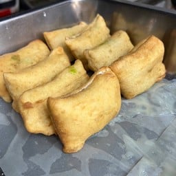 เจนนี่น้ำเต้@ตาลดซุ่ยตรงข้ามข้าวต้มสมบูณร์