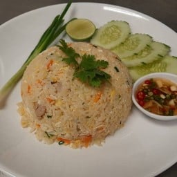 ข้าวผัดหมู