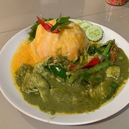 ข้าวไข่ข้นแกงเขียวหวานไก่