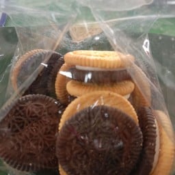 กล้วยปิ้ง ปังปิ๊บ ร้านโอ๋เอ๋ (กล้วยปิ้ง ปังปี๊บ) ต.โคกสูง อ.เมือง  ตลาดสดโคกสูง โคราช