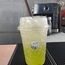 เมล่อนญี่ปุ่น โซดา