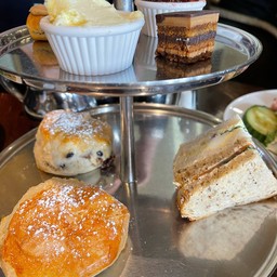 The Grand Cafe'