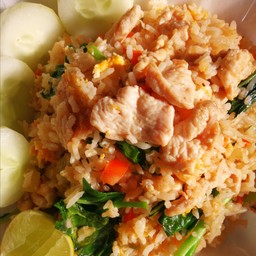 [อร่อยซ่ากับโค้ก] ข้าวผัดไก่ +  โค้ก ออริจินัล (ขวด) 