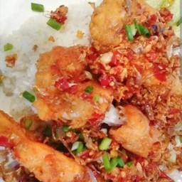 ข้าวกุ้งทอดพริกเกลือ