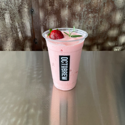 สมูธตี้สตรอว์เบอร์รี่โยเกิร์ต