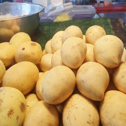 จอมขวัญข้าวเหนียวมะม่วง ตลาดเขาไม้แก้ว