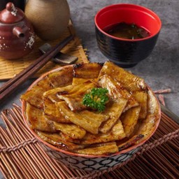 ข้าวหมูย่างถ่าน Size M