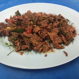 เก้ง-กว่างผัดเผ็ด