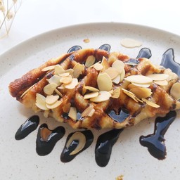 ครอฟเฟิล ช็อคโกแลต อัลมอนด์