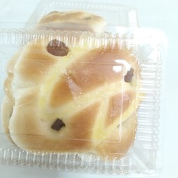 ขนมปังไส้สับปะรด