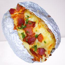 มันอบชีสใส่เบคอนรมควัน