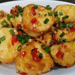 เต้าหู้ไข่คั่วพริกเกลือ