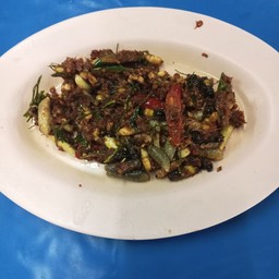 ต่อผัดเผ็ด