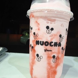 นมสดสตอเบอรี่ปั่น