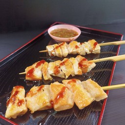 Mister. แซลมอนย่าง หนังกรอบ ซอยเสือใหญ่