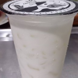 นมสดเย็นฟรีท้อปปิ้ง