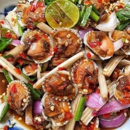 ตำแซ่บ วาสนา ตำแซ่บ ตลาดไนท์บราซ่า