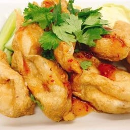 ปลาระเบิด ลูกชิ้นทอด กังฟู