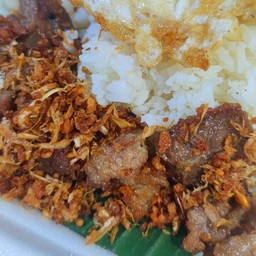 เนื้อทอดกระเทียม