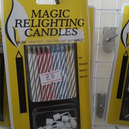 เทียนเป่าไม่ดับ