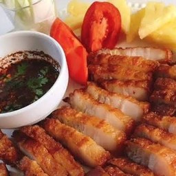 สามชั้นทอดน้ำปลา+จิ้มแจ่ว