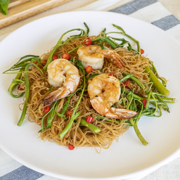 หมี่ผัดกระเฉดกุ้ง