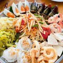 หลุยส์ส้มตำ&ยำแซ่บ หนองบัวศาลา
