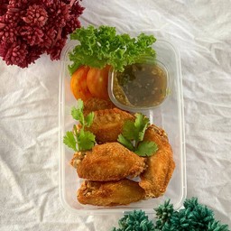 ปีกไก่ทอดน้ำปลา