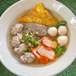 ก๋วยเตี๋ยวหมูน้ำใส