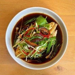 ปลากะพงนึ่งซีอิ๊ว (ครึ่งตัว)