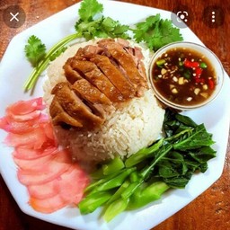 เทพพิทักษ์เป็ดย่งอบน้ำผึ้ง ซอย มังกรนาคดี