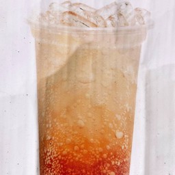 สตอเบอรี่โซดา