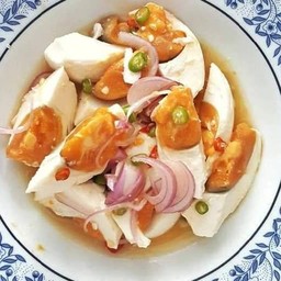 ยําไข่เค็ม