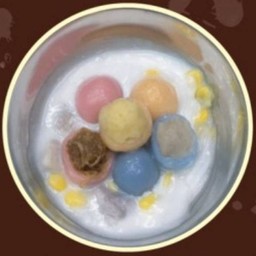 บัวลอยรวมไส้ (ถั่ว, เผือก, มะพร้าว)
