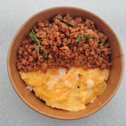 เคนตะคาราเมลไข่มุก สาขาเบญจรงค์