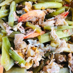 ผัดสายบัวกุ้ง