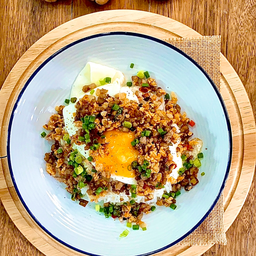 ข้าวผัดกระเพรา