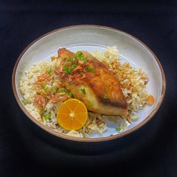 ข้าวปลาทอดซอสทาเระ