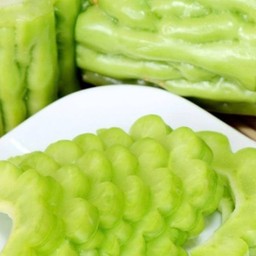 มะระลวก