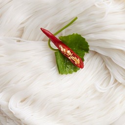 (ร้านส้มตำ ยำ แซบ) ขนมจีน