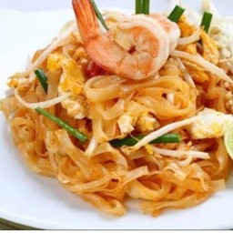 ผัดไทยกุ้งสด