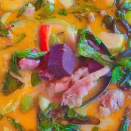 ก๋วยจั๊บน้ำข้นสูตรโบราณ BY BTT FOOD
