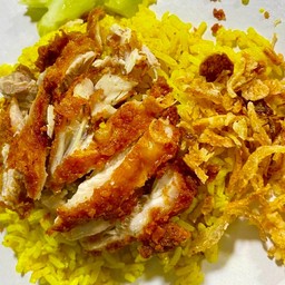 [โปรขายดี]ข้าวหมกไก่ทอด&สมุนไพร(ใส่ห่อ)